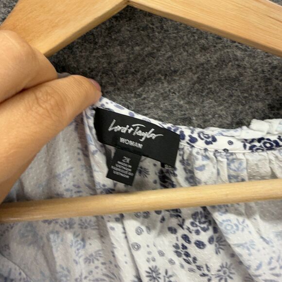 Lord + Taylor Blouse Women 2X Plus Blue Geometric V-Neck Tasseled Sleeveless - Picture 3 of 7